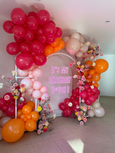 Charger l'image dans la galerie, Néon "It's my birthday b*tch"