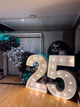 Load image into Gallery viewer, Lettres et chiffres lumineux géants