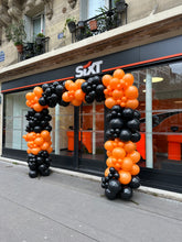 Charger l&#39;image dans la galerie, Arche de ballons sur façade pour inauguration de boutique
